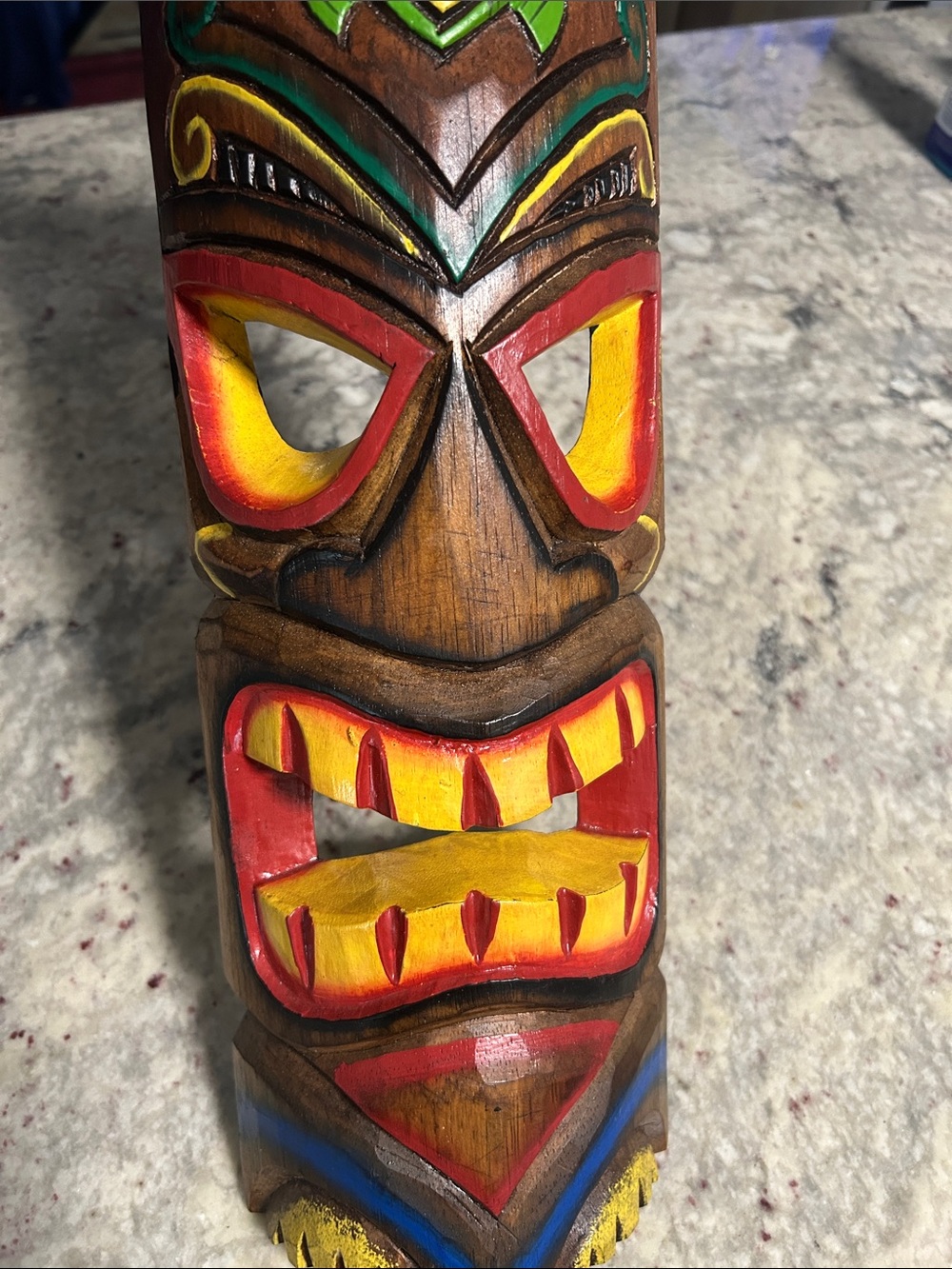 Hand-Painted Wooden Tiki Mask with Turtle Motif - Brown, Green & Red - Picture 2 of 7